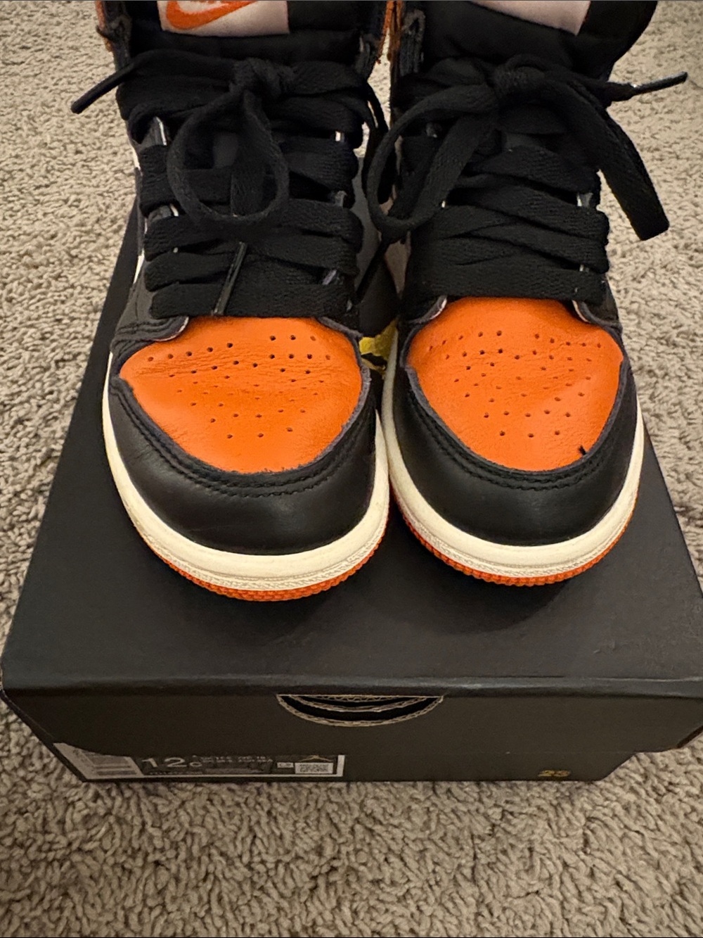 Kids’ Retro Jordan 1 Black and Orange- Shattered Backboard - Picture 5 of 9